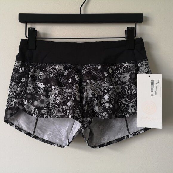 NWT LULULEMON SEAWHEEZE Black White Floral Print Lined Speed Shorts 6 *SE - Picture 1 of 8